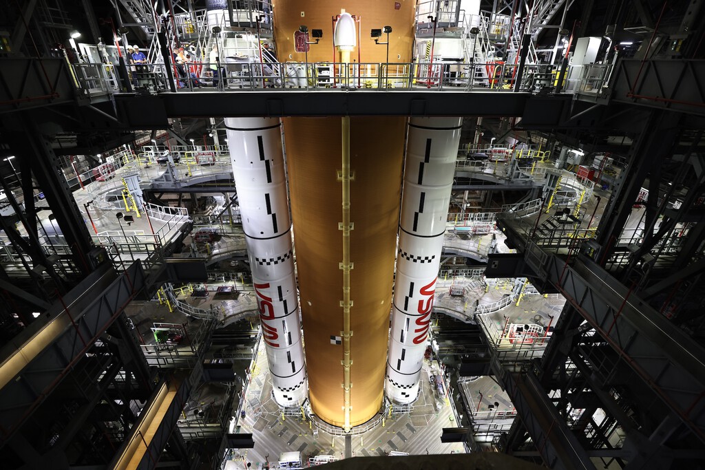 Boeing ha perdido: la NASA cancelará el cohete SLS y buscará una alternativa más barata para colonizar la Luna y Marte