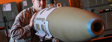 En 1977 un profesor pidió un proyecto a sus alumnos. El FBI se quedó con el mejor: cómo construir una bomba atómica en casa 