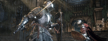 En Dark Souls tienes cuatro barras. Salud, maná, resistencia y otra que el juego nunca te enseña pero que siempre está ahí, el equilibrio 